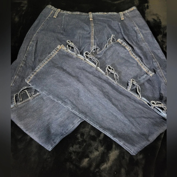 Cyclone - Womens Dark Wash Jeans, Cutouts and no pockets, Size 34 - Picture 2 of 5